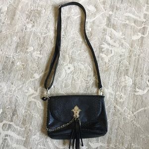 Black crossbody purse